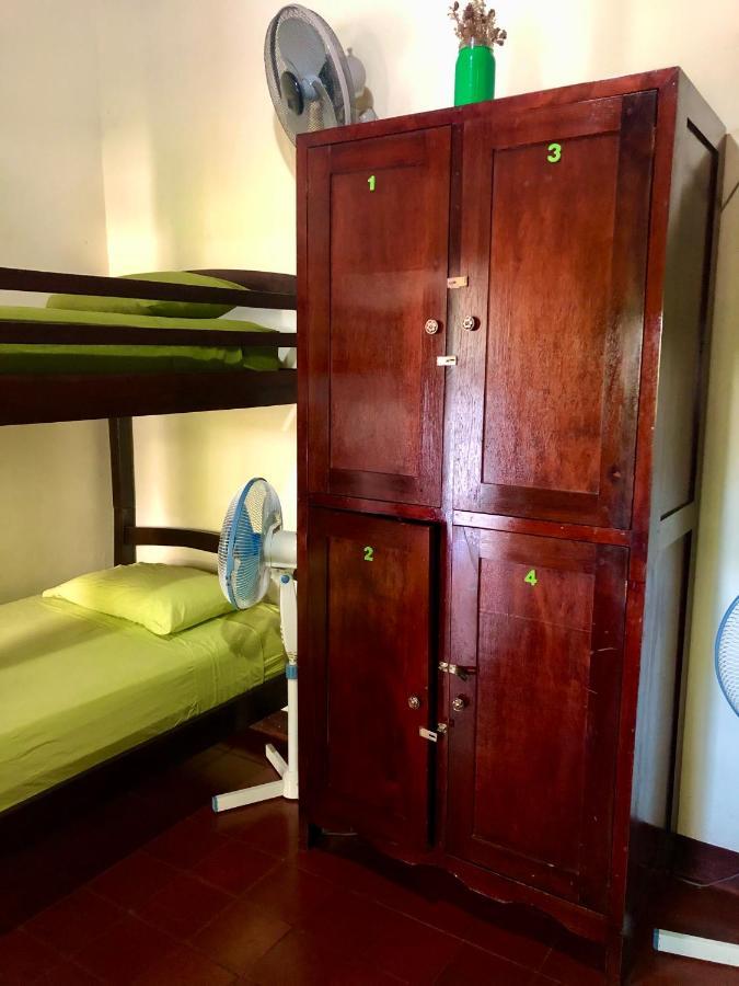 Casa Lula Leon Hostal Eksteriør billede