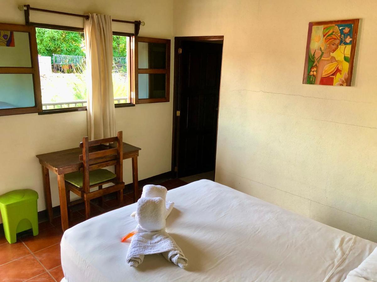 Casa Lula Leon Hostal Eksteriør billede