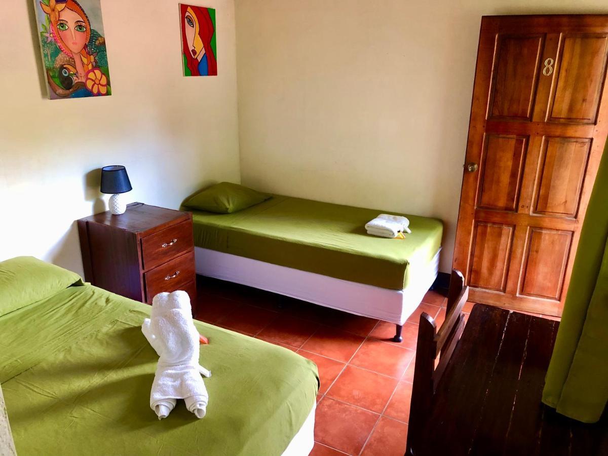 Casa Lula Leon Hostal Eksteriør billede