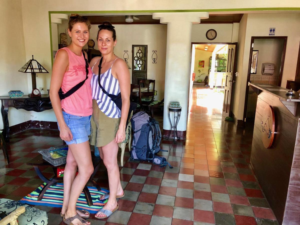 Casa Lula Leon Hostal Eksteriør billede
